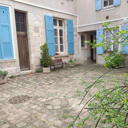Appartement Le Gite De La Cathedrale à Chartres Extérieur photo